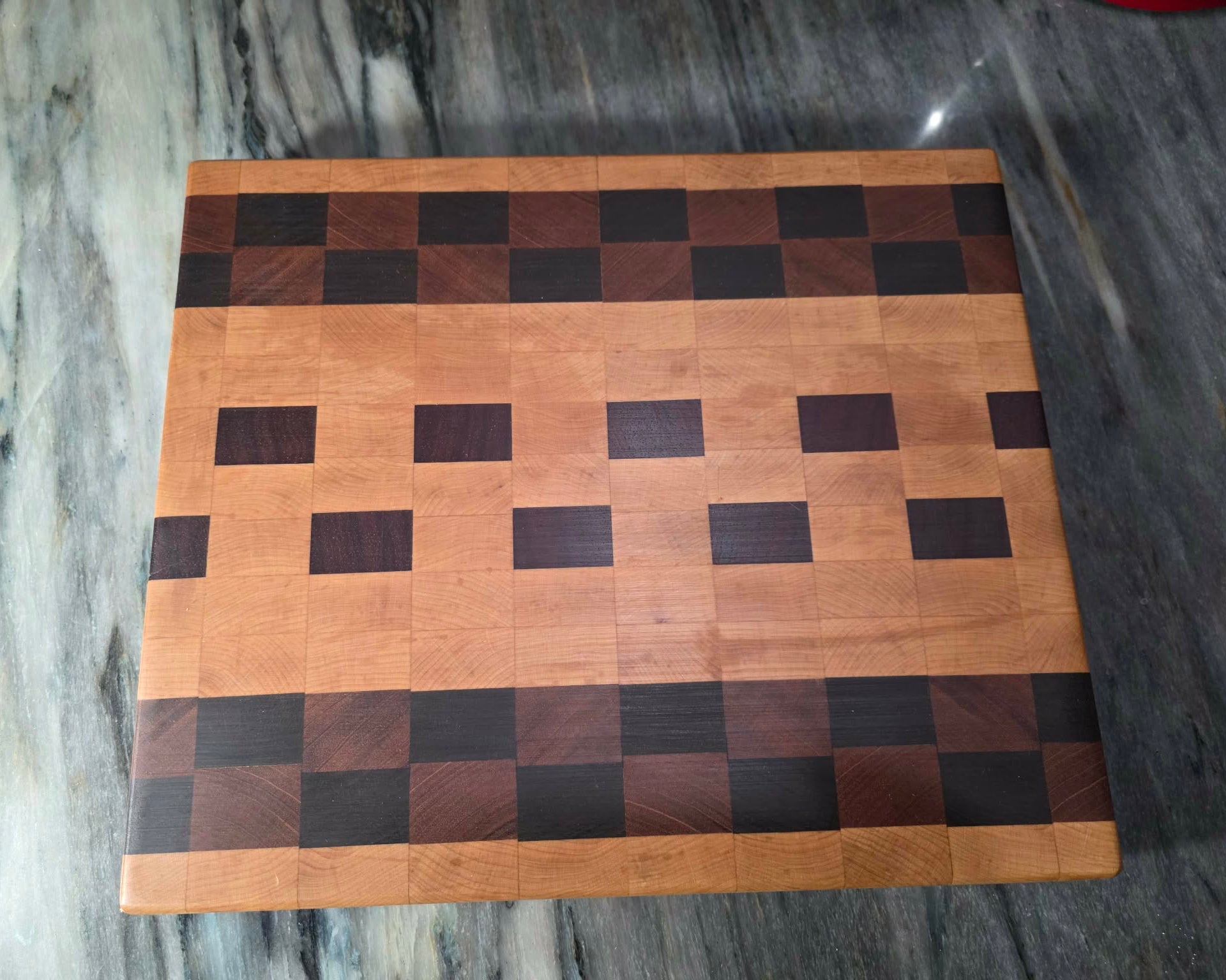 EG_ cutting board